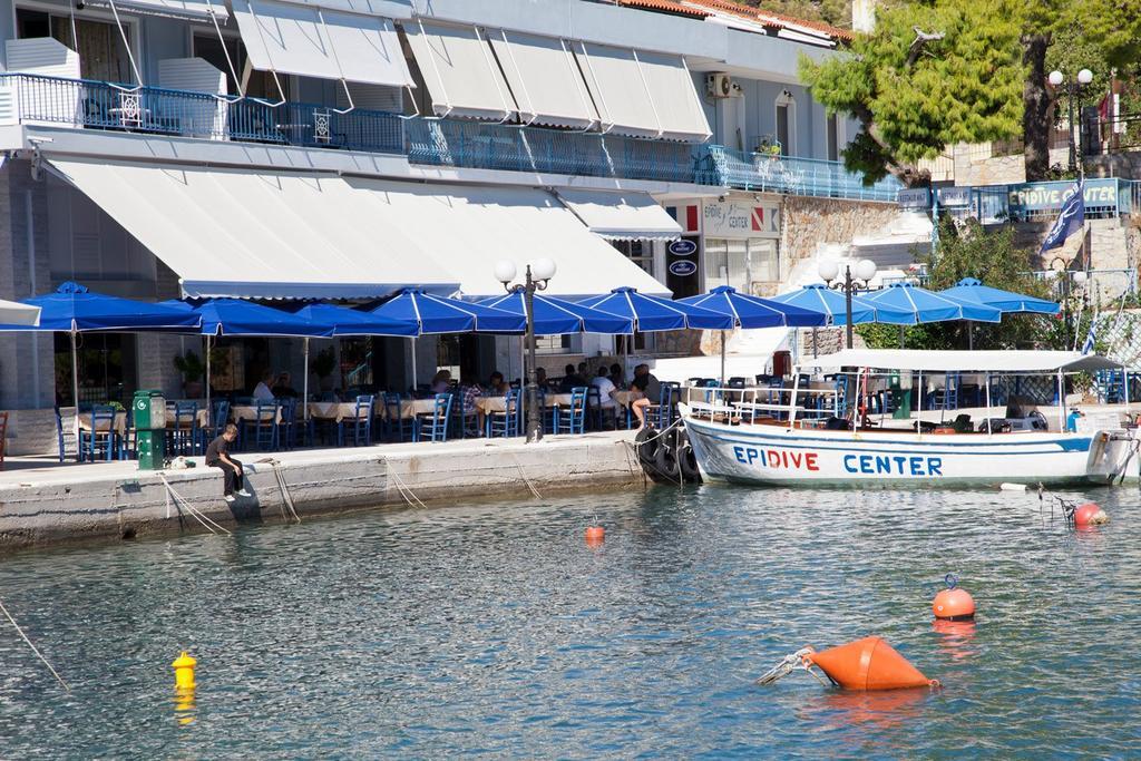 Hotel Mike Epidaurus Buitenkant foto