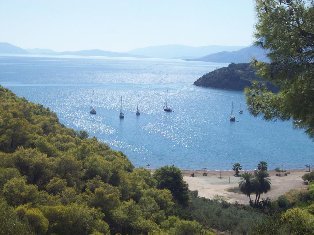 Hotel Mike Epidaurus Buitenkant foto
